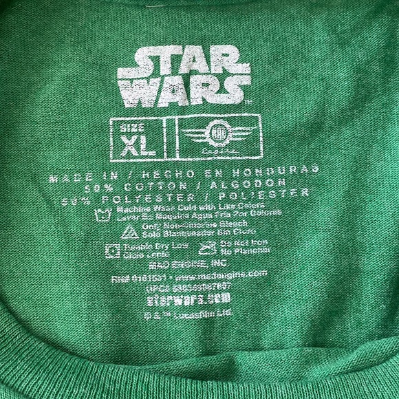 ❤️ Star Wars Darth Vader Christmas Holiday T-shirt Tee Size XL NWOT - Picture 5 of 6